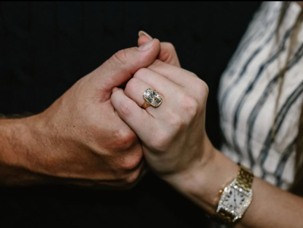 Taylor Swift's Engagement Ring: How Much Does it Cost?